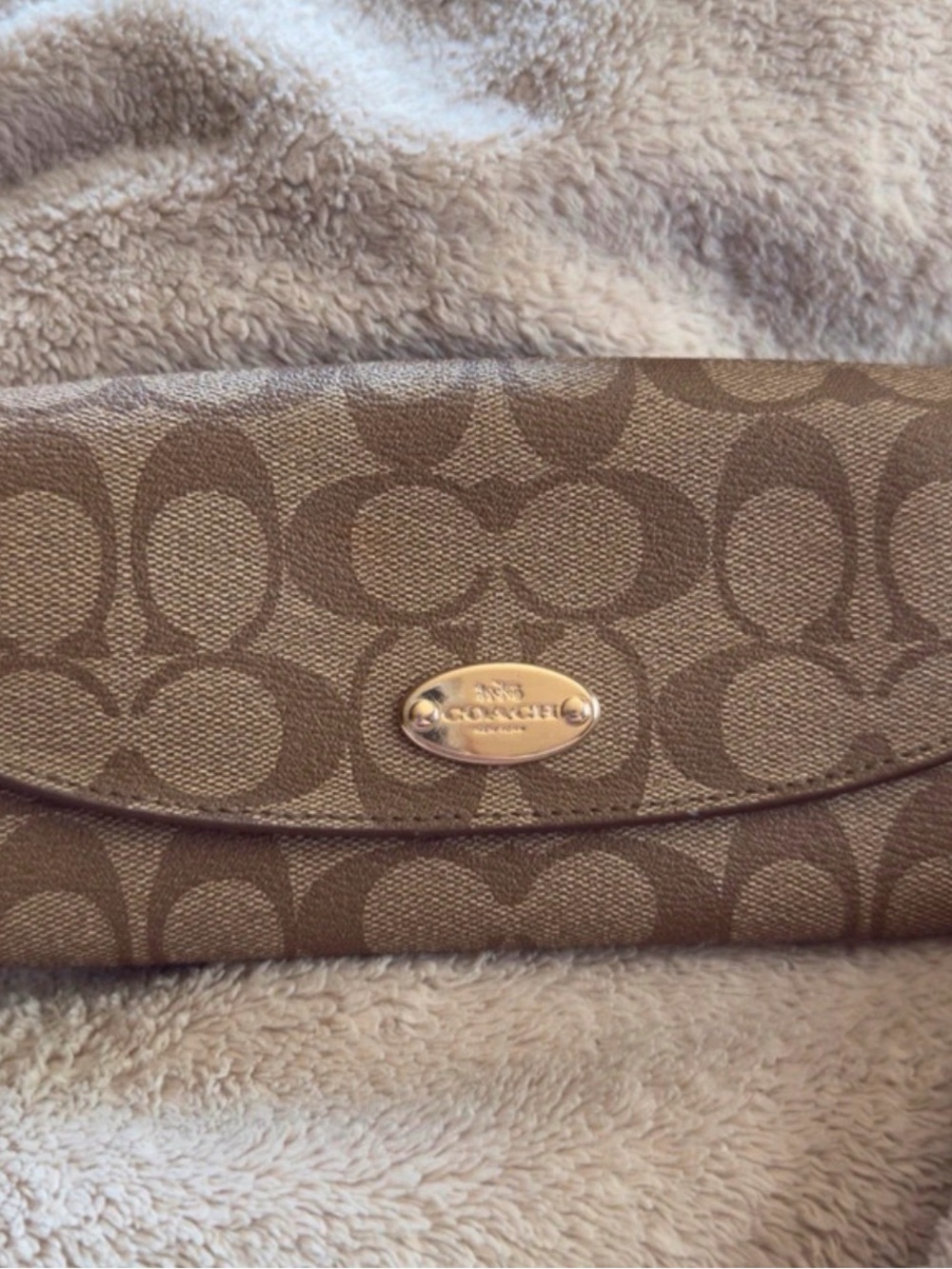 Coach Continental Wallet in Khaki/Tan Signature Canvas